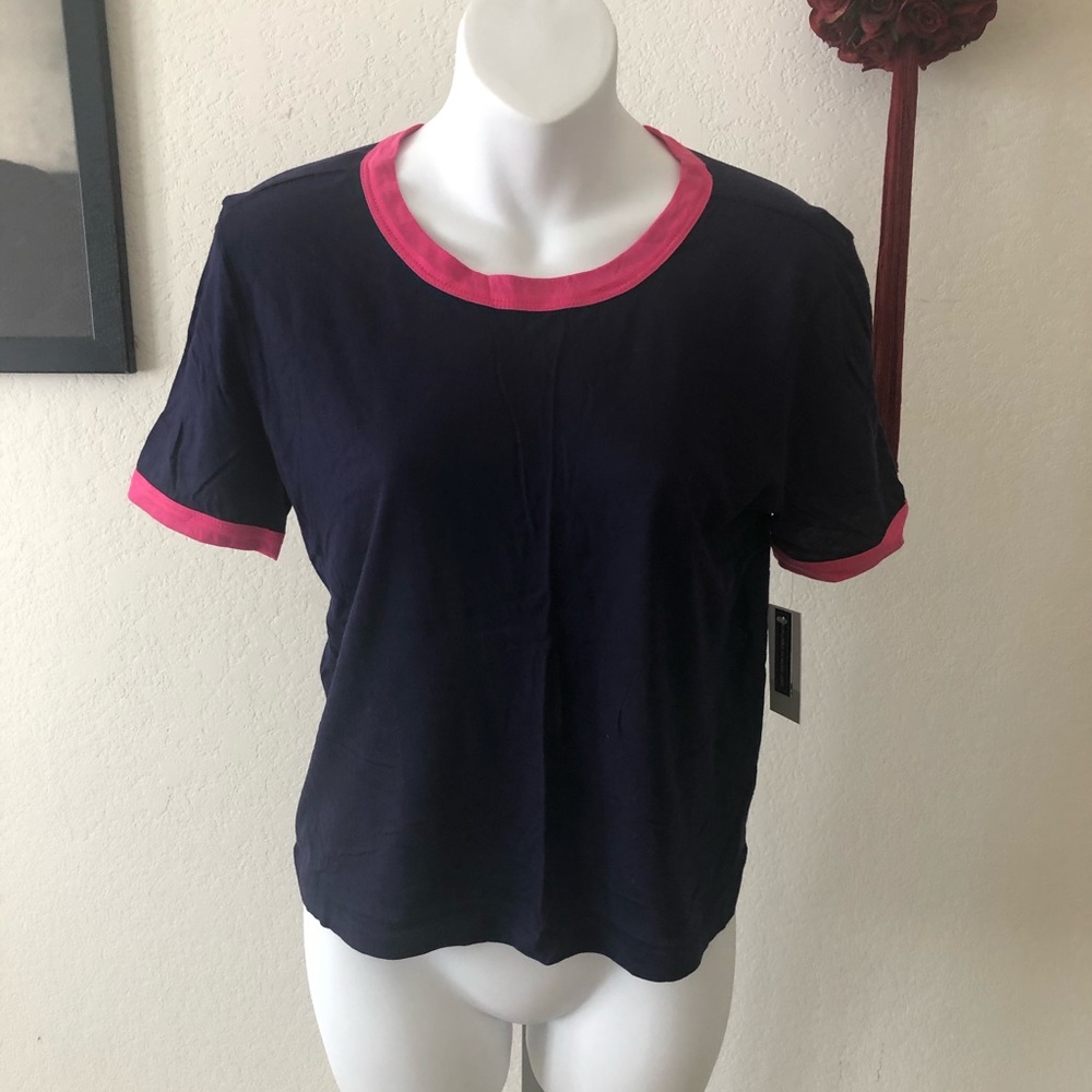 BP Cropped Navy Tee with Hot Pink